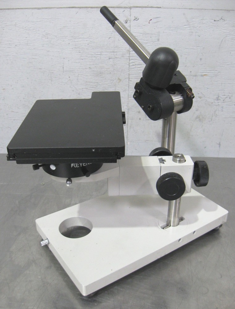 C200896 Keyence Free-Angle Observation System Microscope Stand, XYZ-Rotary Stage
