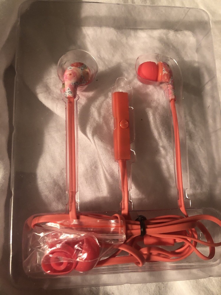 Ellen Tracy Stereo Earbuds Inline Microphone New