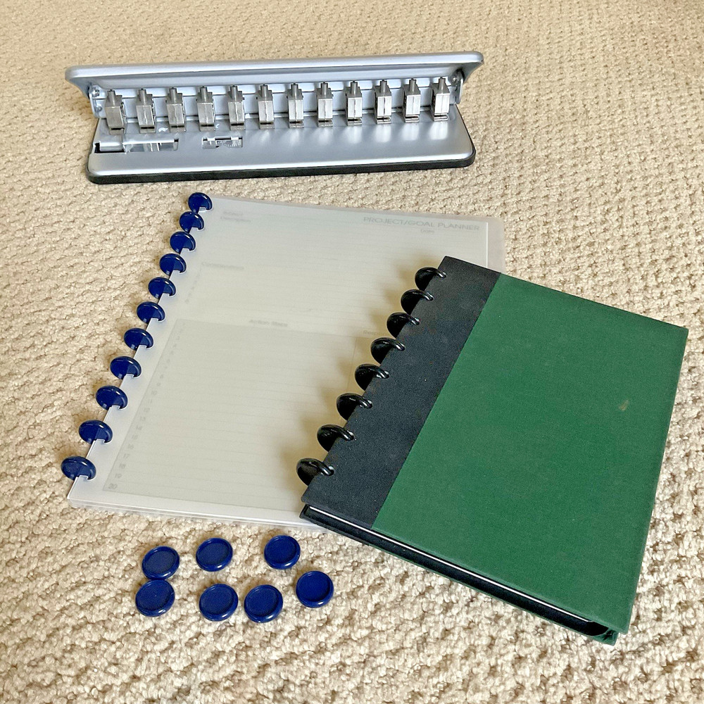 Rollabind PBS1000 Desktop Punch + 2 Notebooks + Extra Discs Starter Set