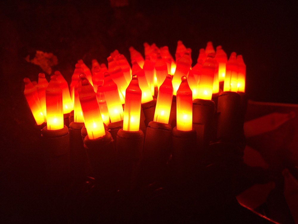 Brizled 100 Mini Lights Halloween haunted House props string lights Black wire