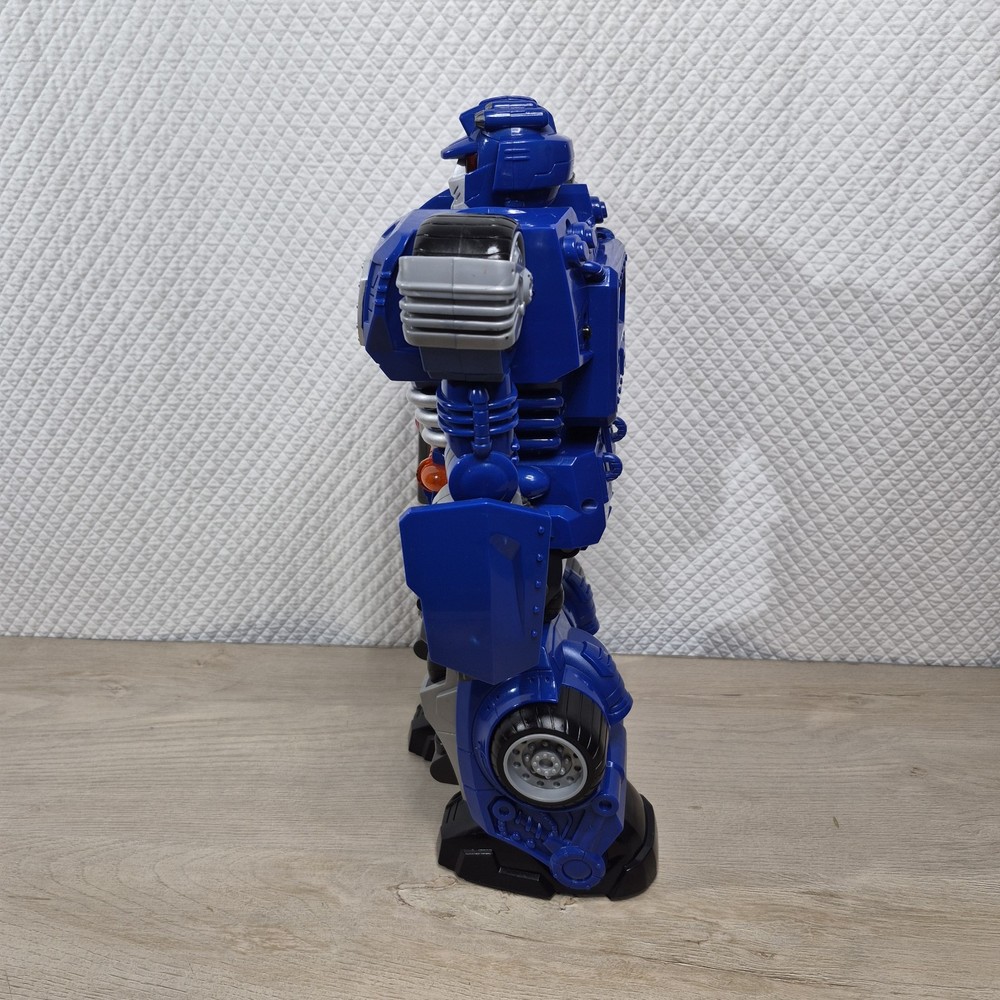 2012 Happy Kid Toy Group 14" Talking Robot Transformer