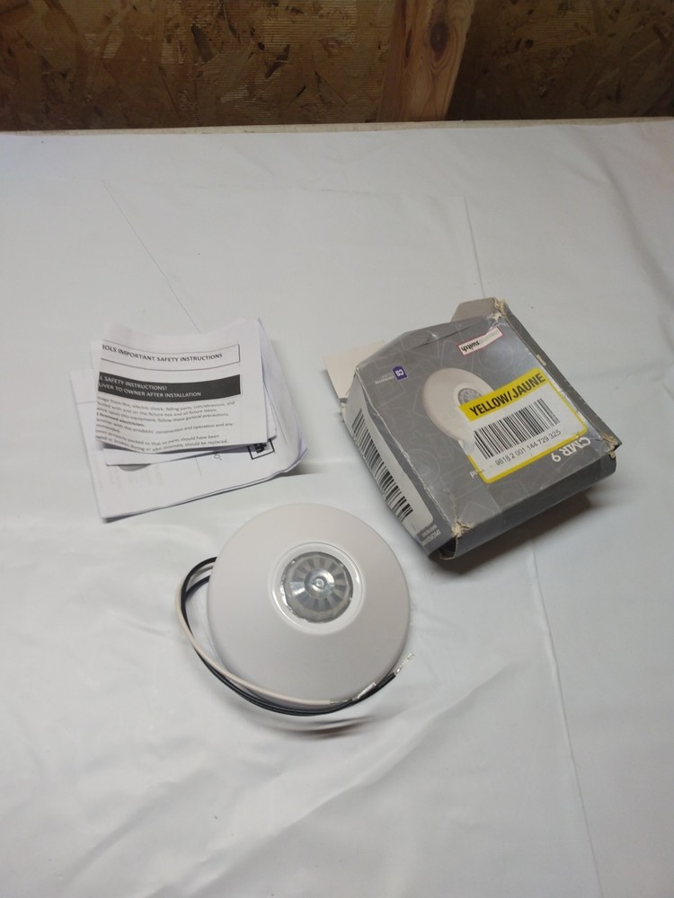 SensorSwitch CMR 9 Ceiling Mount Occupancy Sensor Passive Infrared AC