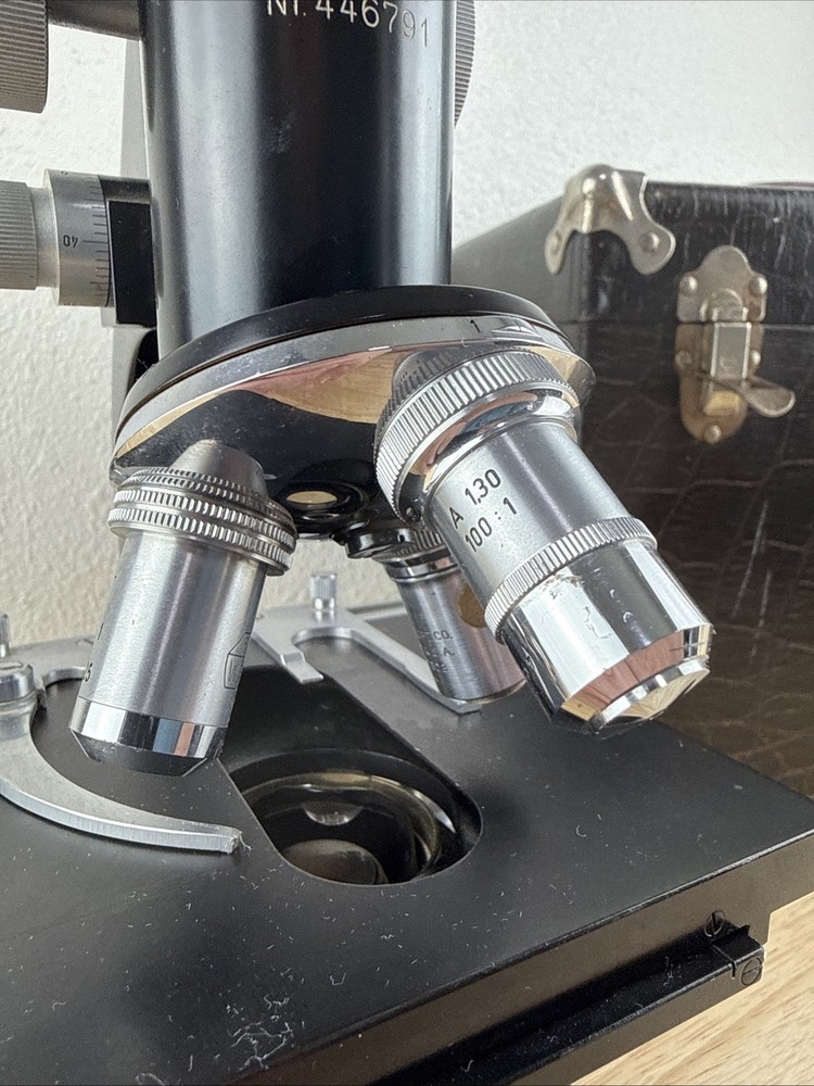 Vintage Ernst Leitz Wetzlar Microscope With Case, Lenses, W/ Extras - READ