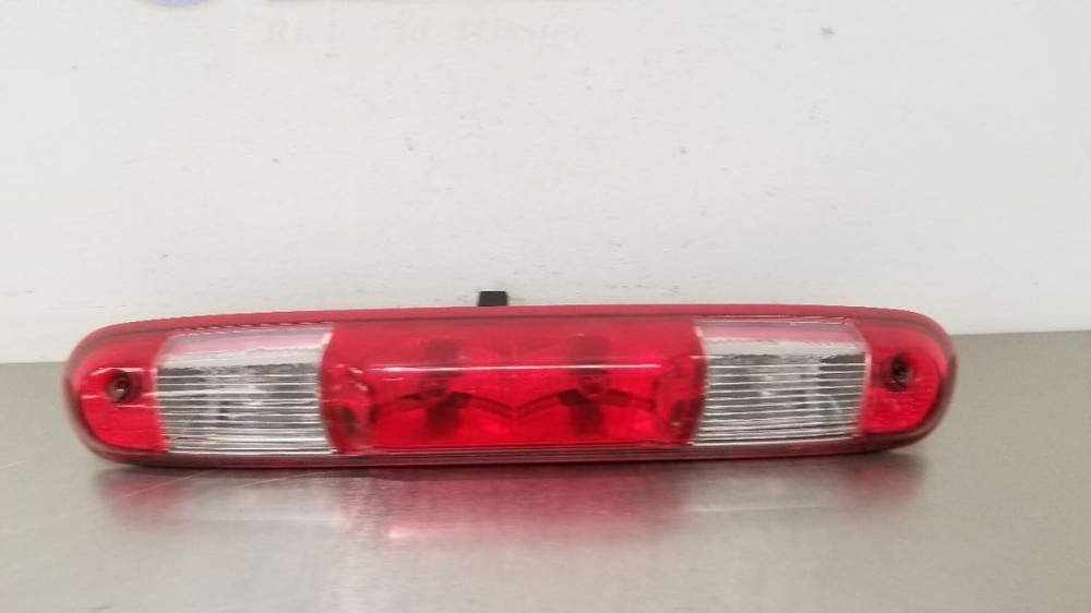 08 CHEVY SILVERADO 1500 HIGH MOUNTED STOP LIGHT