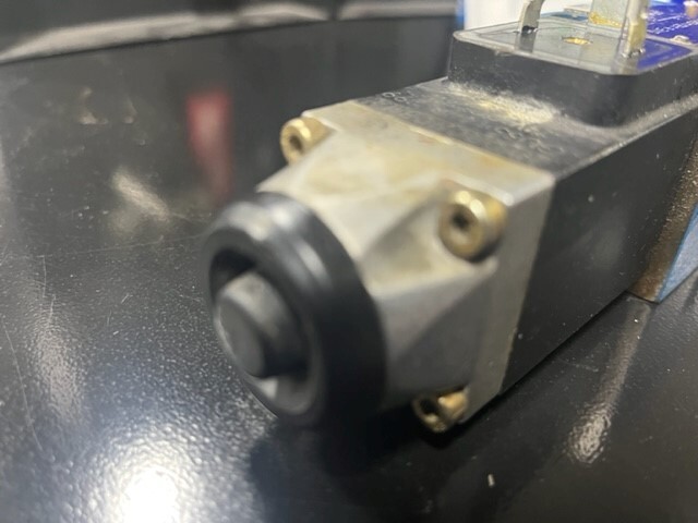 Rexroth 3WE6A53/AG24NZ4 Pilot Valve (#652)