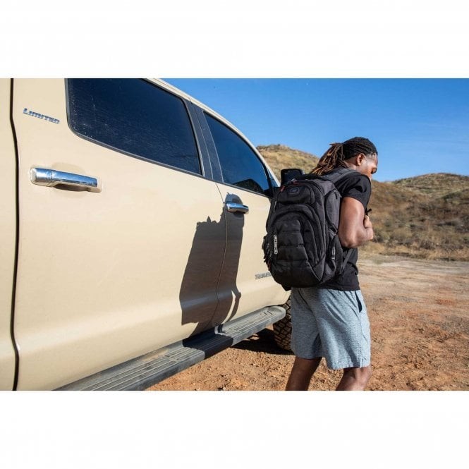 Ogio EXCELSIOR 40L Backpack | Rucksack - Black