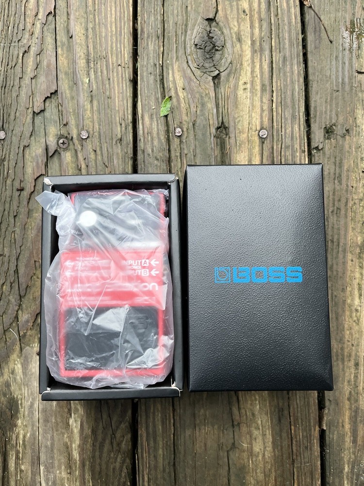 BOSS RC-1 Loop Station Guitar Pedal - Easy Looping