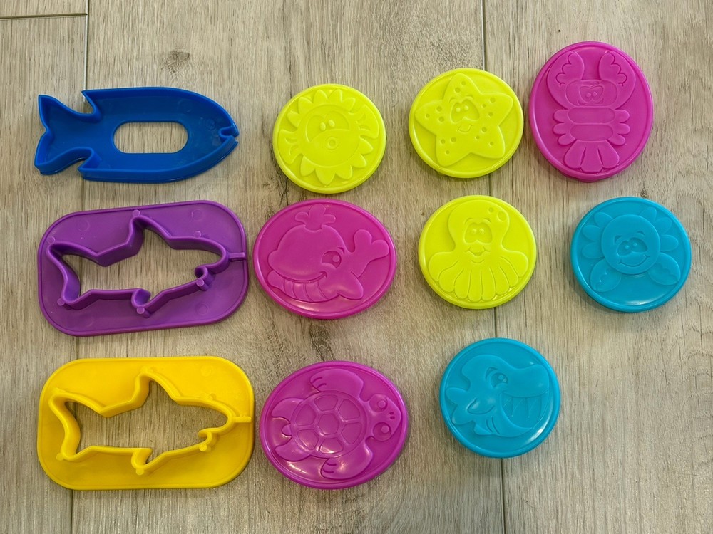 (11) Playdoh Play Dough Ocean Shape Cookie? Cutters