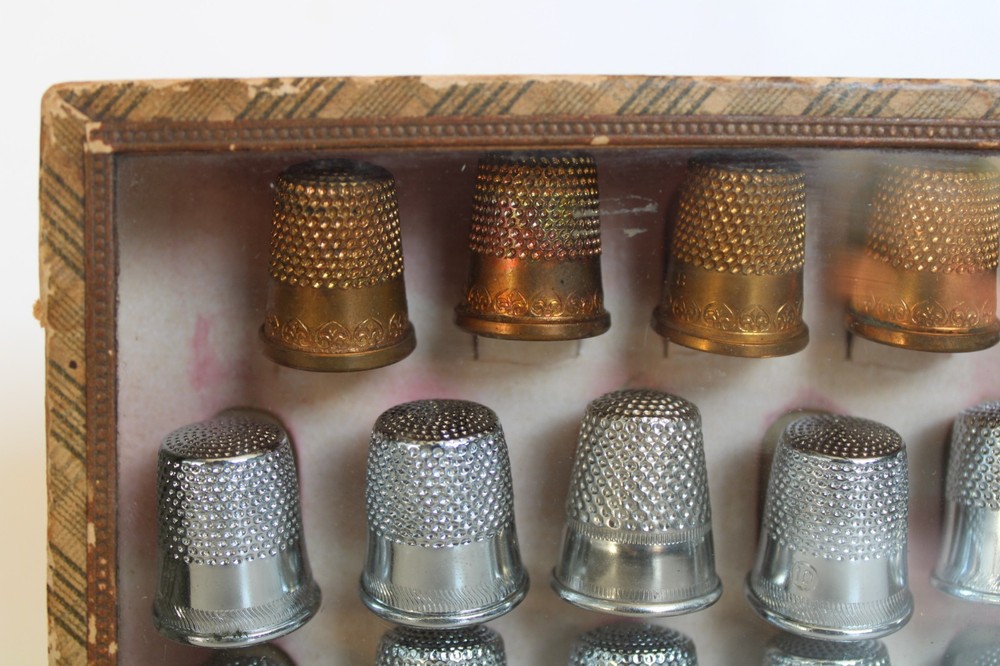 Antique (24) Metal Sewing Thimble Display Set w/ Case