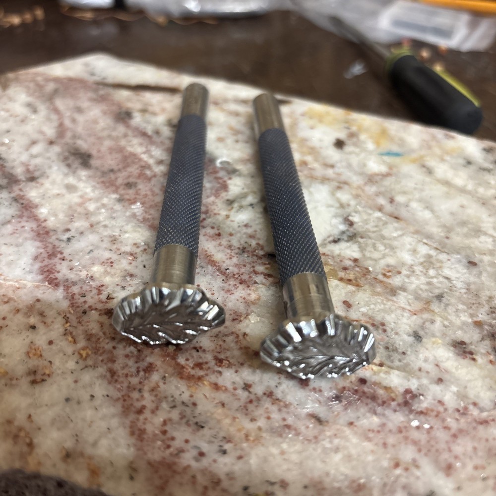 Vintage Craftool Co - #950/951 Oak Leaf Stamp Set (2 Leather Stamping Tools)