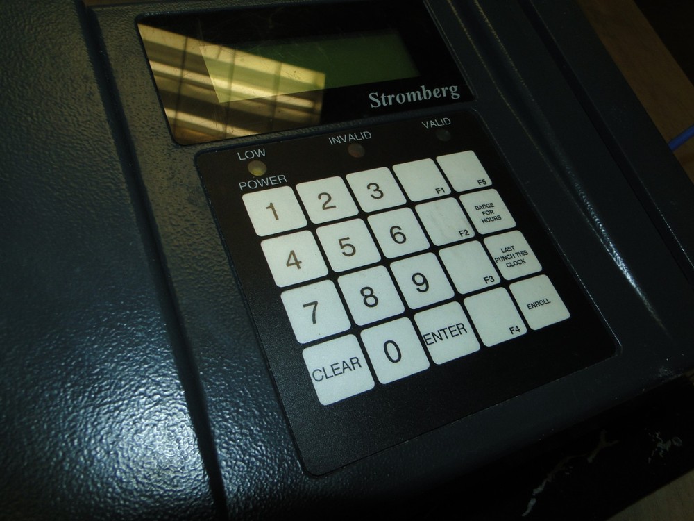 Stromberg Accu-Time Systems Biometric Time Clock No Key/ UNTESTED READ