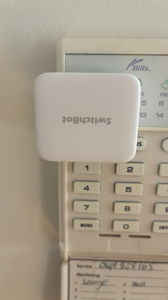 Switchbot Hub Mini IR Controllers x2 and Smart Button Pusher