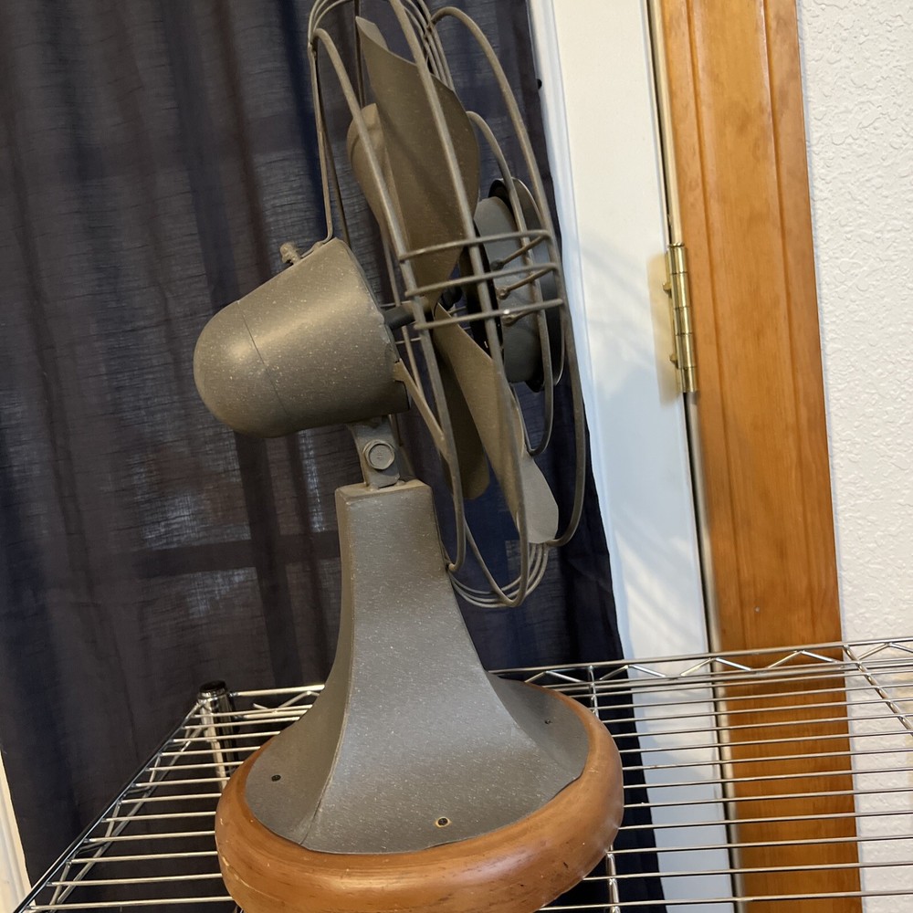 Clock In A Display Fan