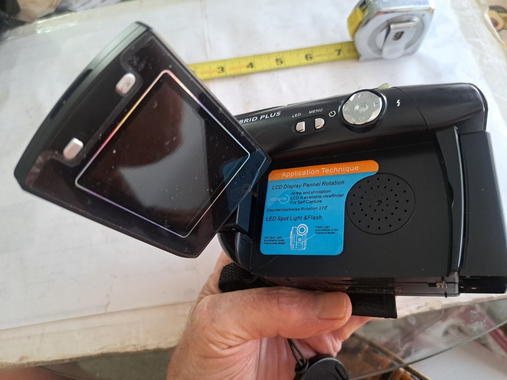 Sony HD DIGITAL VIDEO CAMCORDER. AS IS FOR PARTS. UNTESTED