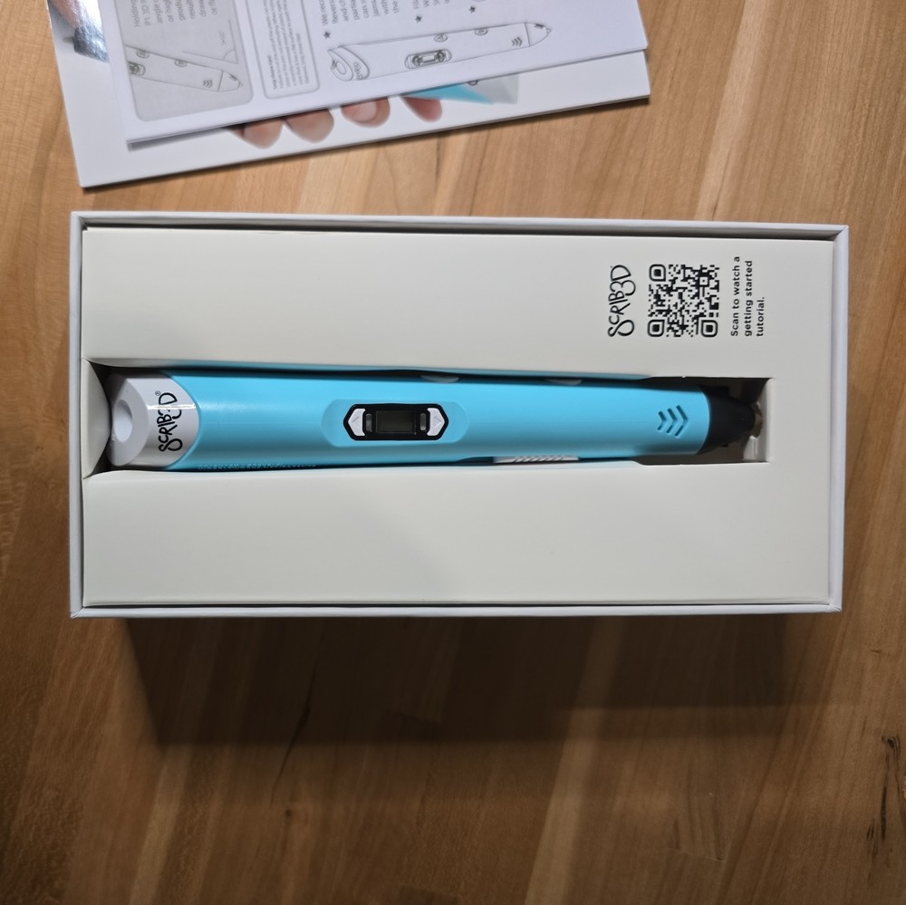 Scrib3D P1 3D PRINTING PEN, Charger, 3 Filaments, Stencils (barely used)