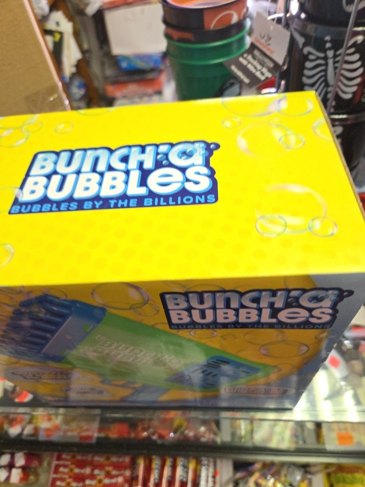 Bunch Bubbles Rechargeable LED GlowingSprays 100’s Bubbles Per Second FAST SHIP