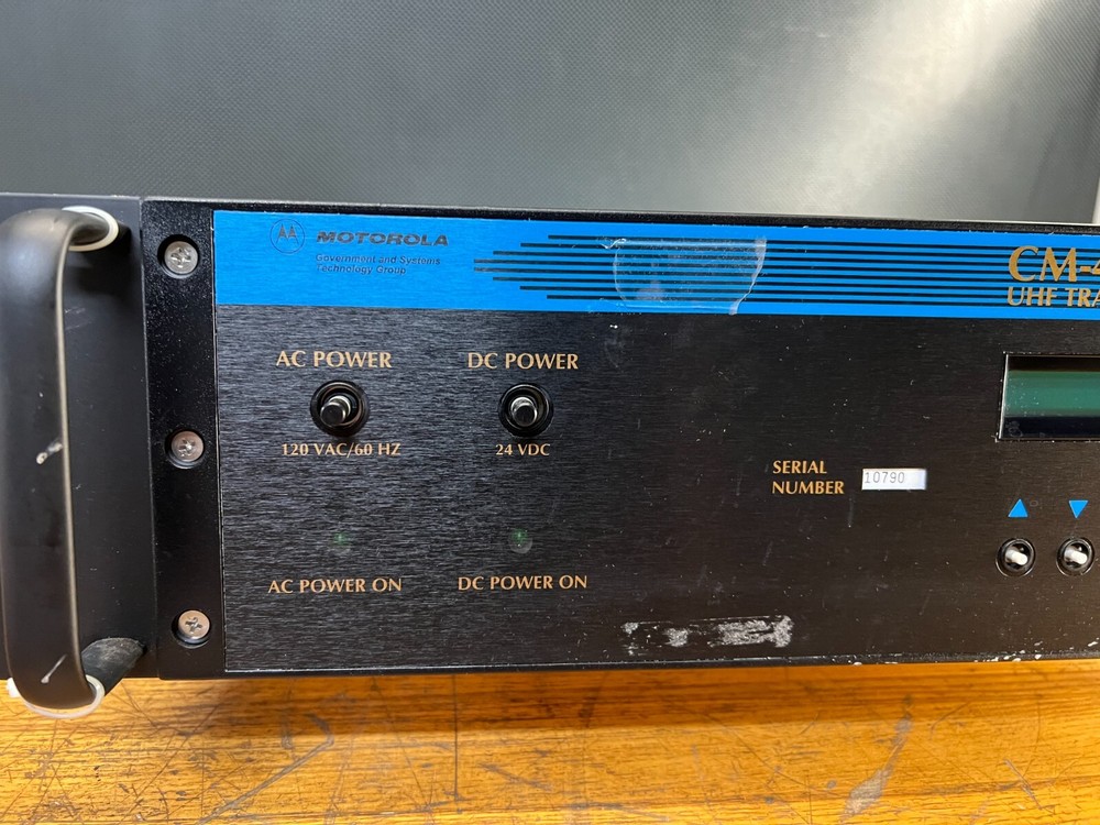 Motorola CM-400UT UHF Transmitter, Air Band