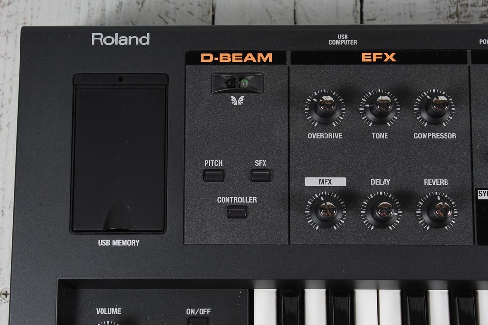 Roland V-Combo VR-09 Performance Keyboard w 2 Controllers Manual & Power Supply