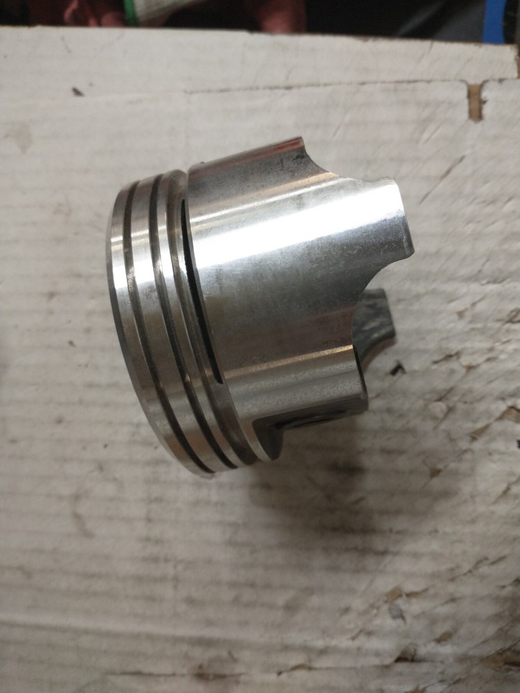 L2486F .030 OVER TRW FORGED PISTON SINGLE 305 CHEVY FLAT TOP