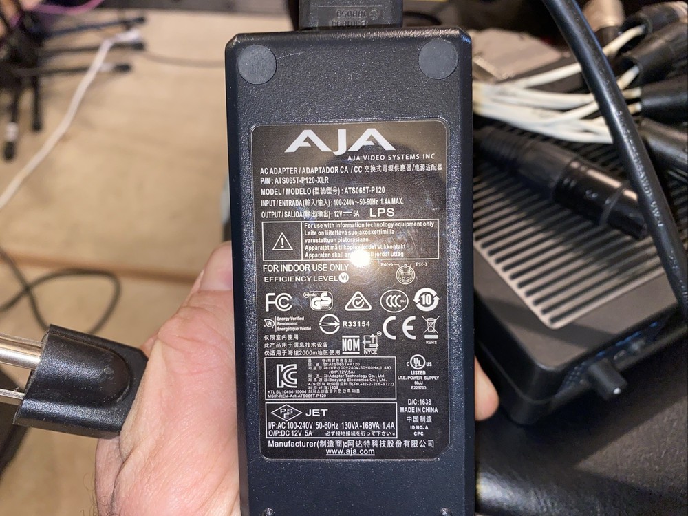 AJA IO-XT Professional Capture Playback Device with Thunderbolt