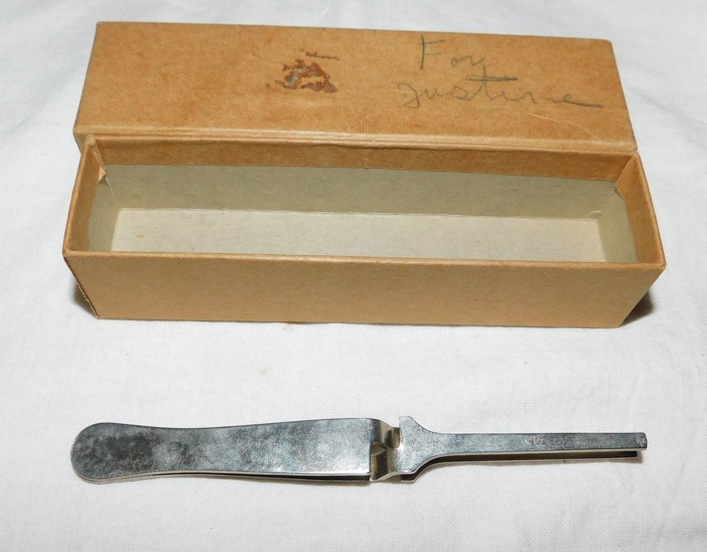 Vintage Bead Stringer & Knot Tyer Directions Original Box Post Electric Co. Inc.