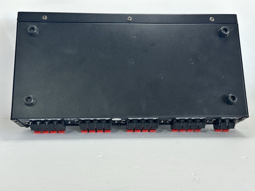 PYLE PSS8 High-Power Stereo Speaker Selector (8 Channels)