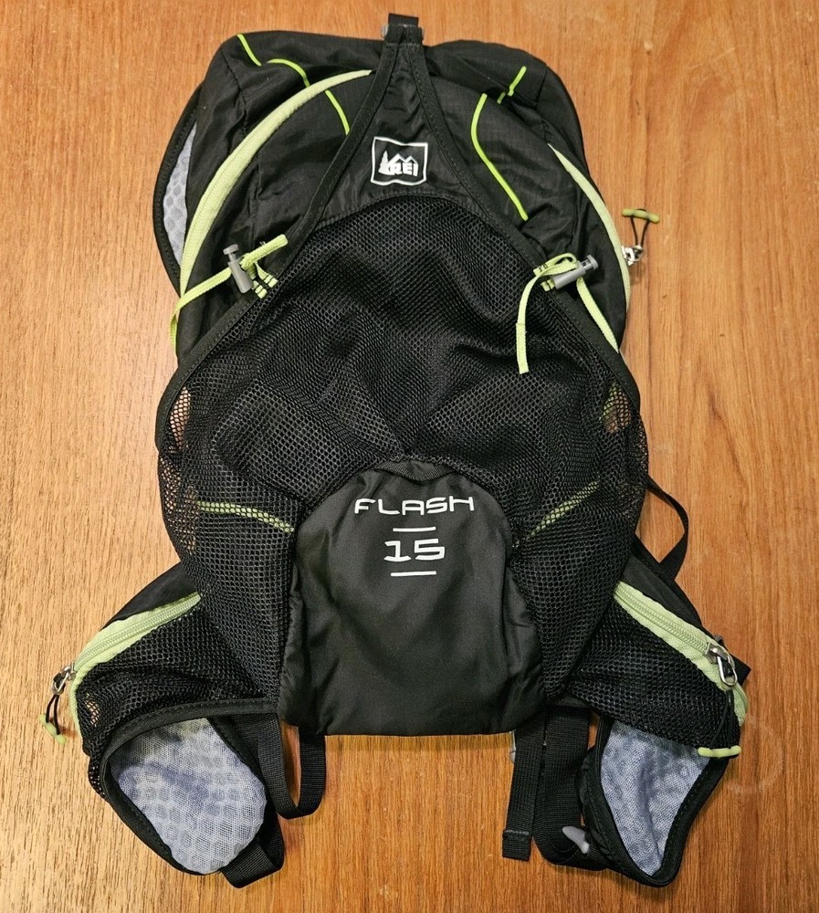 REI Flash 15 Hiking Daypack Backpack Black Gray Lime Hydration Compatible