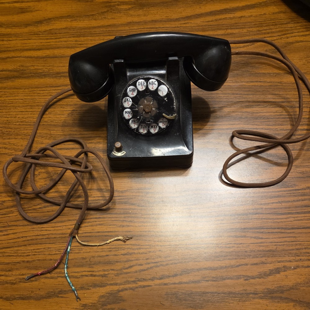Vintage Bell System Rotary telephone. decorative