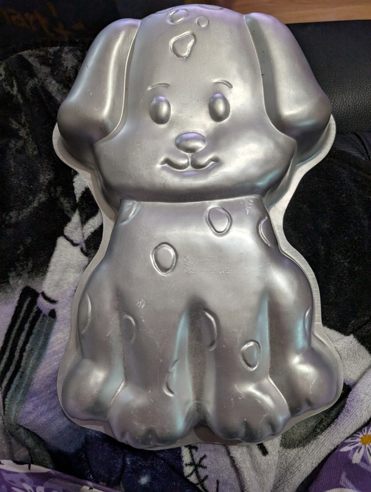 Wilton 1993 Dalmatian Cake Pan