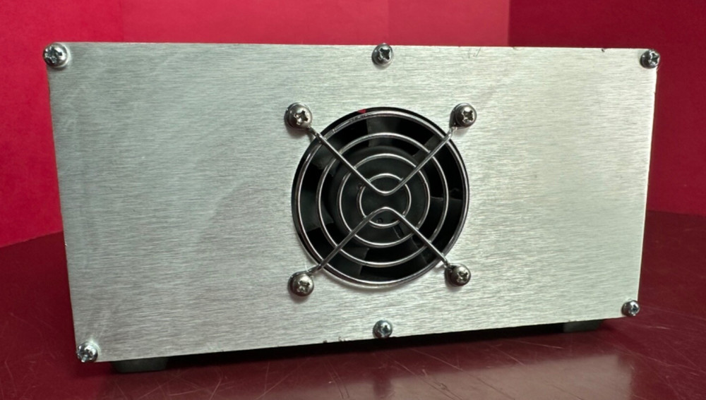AS IS POWERS ON Thermo Scientific Electron Corporation C10017