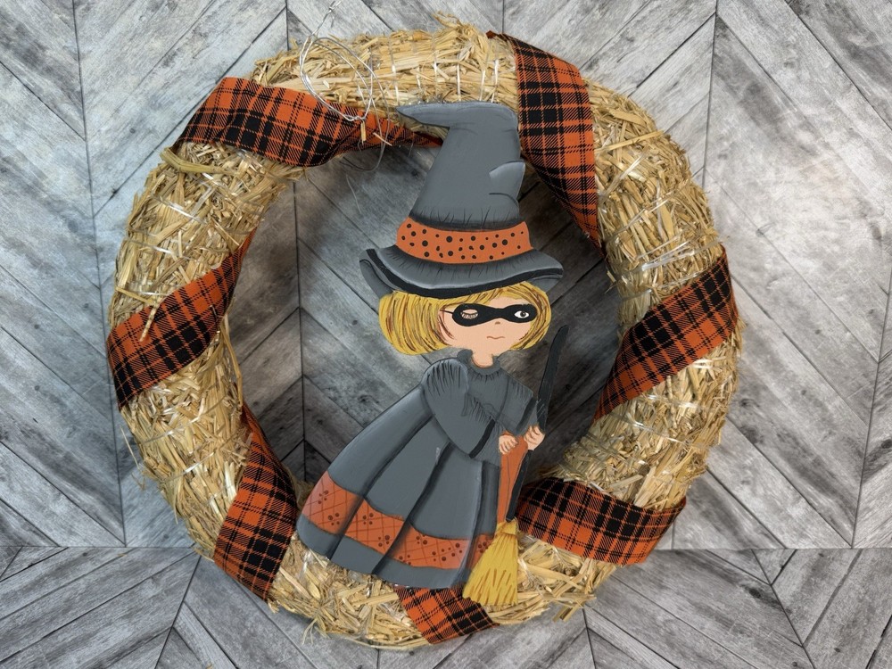 Halloween Straw Wreath With Witch 13”
