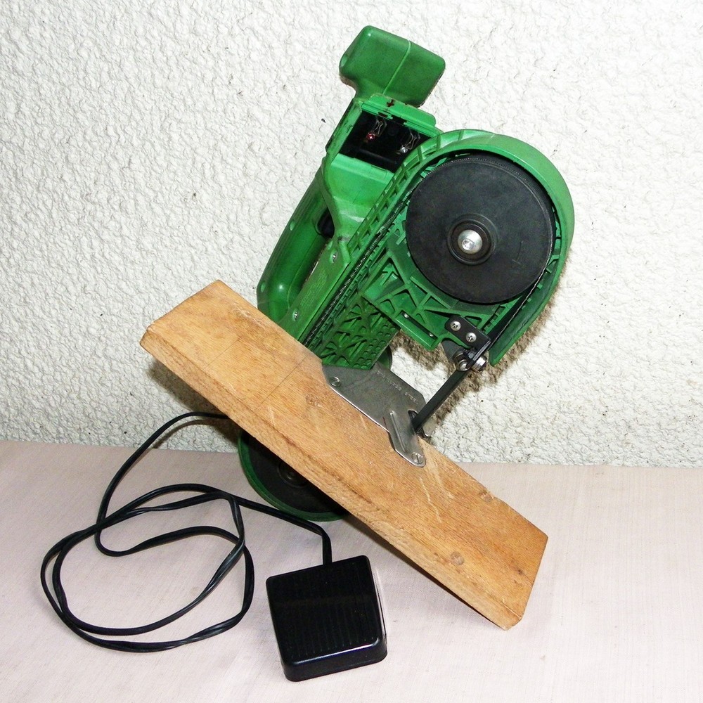 SMALL LATHE MATERIAL CUTTING BAND SAW BENCH MOUNTED