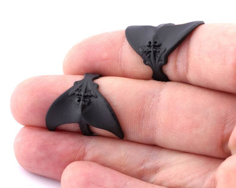 Whale Tail Ring Adjustable Black Painted Brass 4018