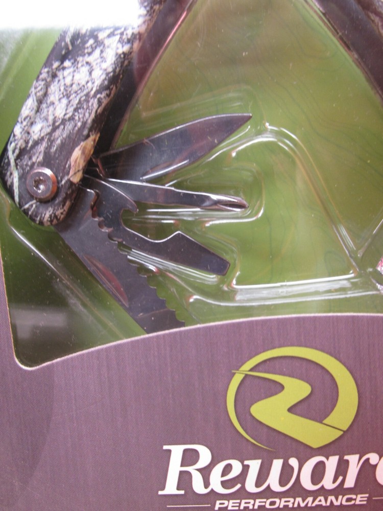 Reward Performance Multi-Tool Camouflage