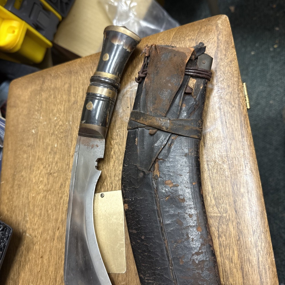 WWII Vintage Used INDIA Dagger & Sheath
