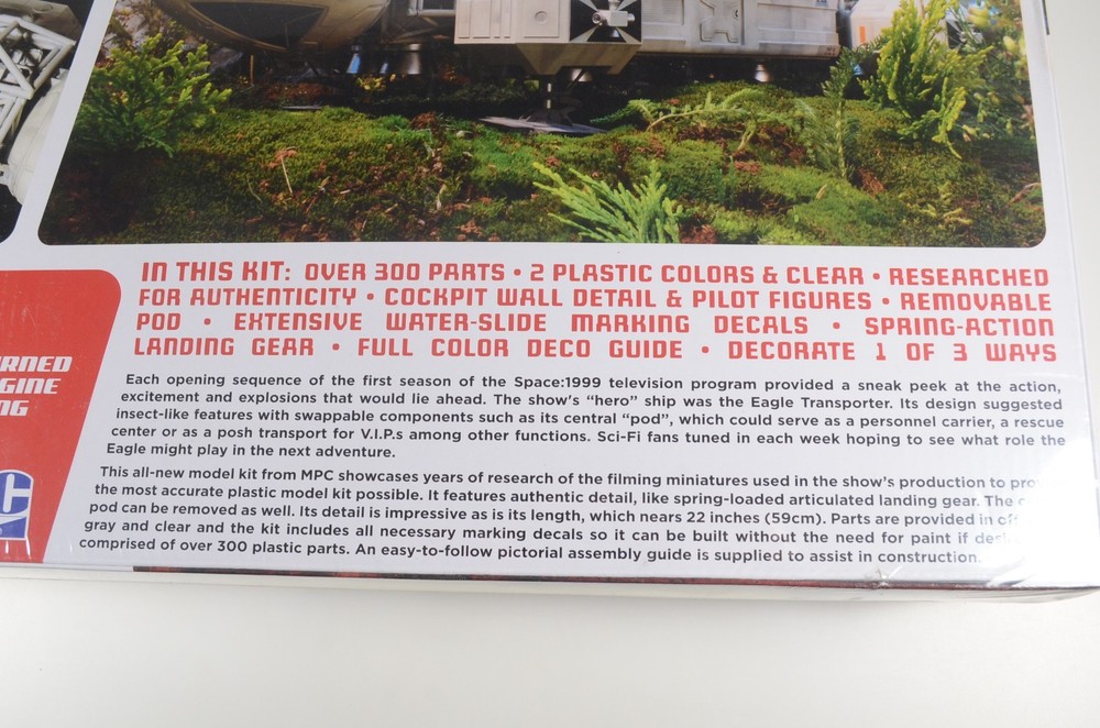 MPC Space: 1999 Eagle Transporter Model Kit - MPC825/06 - Sealed