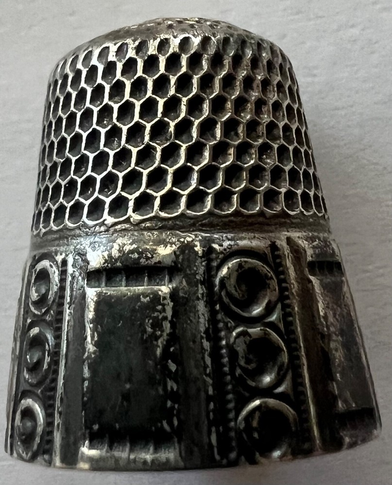 Antique Victorian Sterling Silver Thimble Panel and Swirl Design