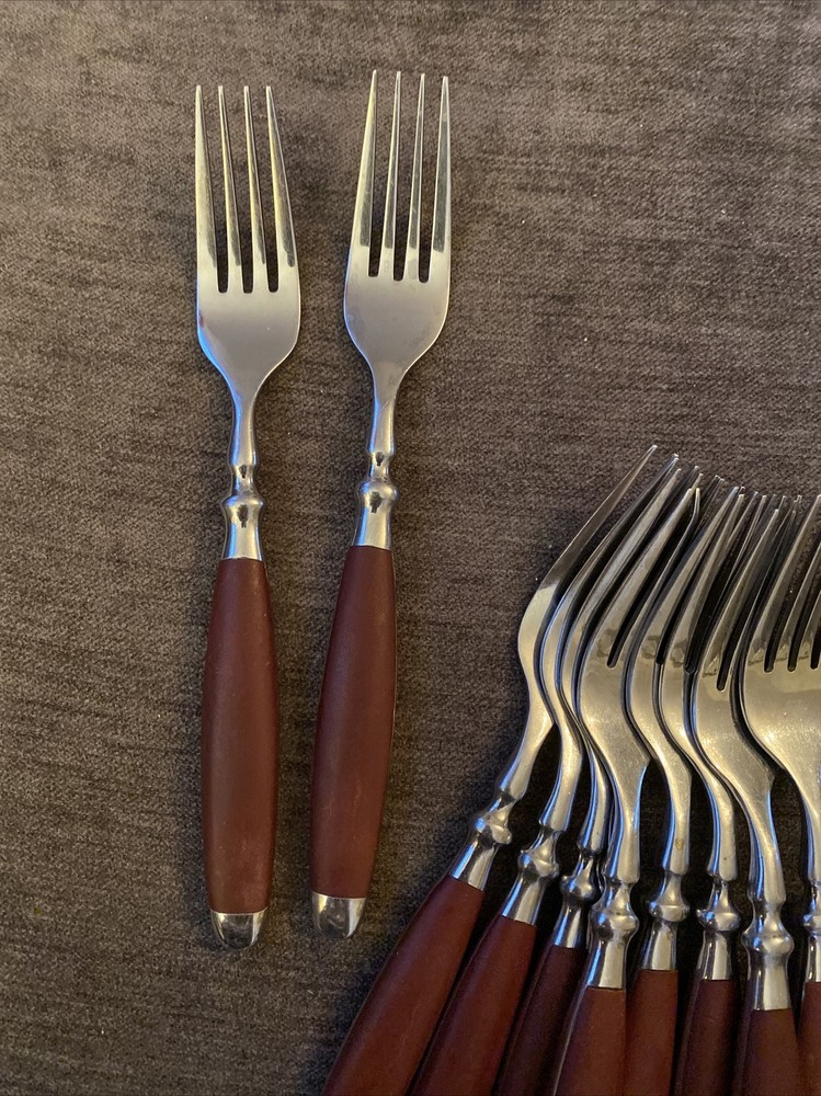 2! Dinner Forks!  HAMPTON SILVERSMITHS HSV63 STAINLESS FLATWARE 4 Sets Ava