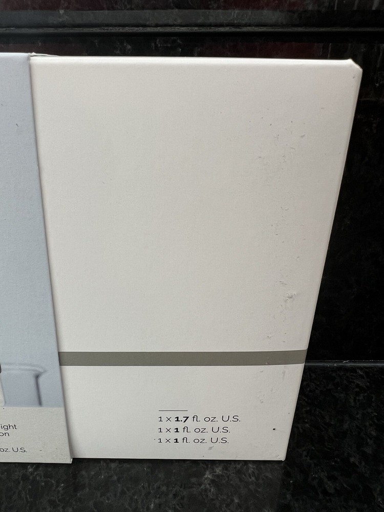 The Ordinary The Acne Set With 2% Salicylic Acid Solution & More