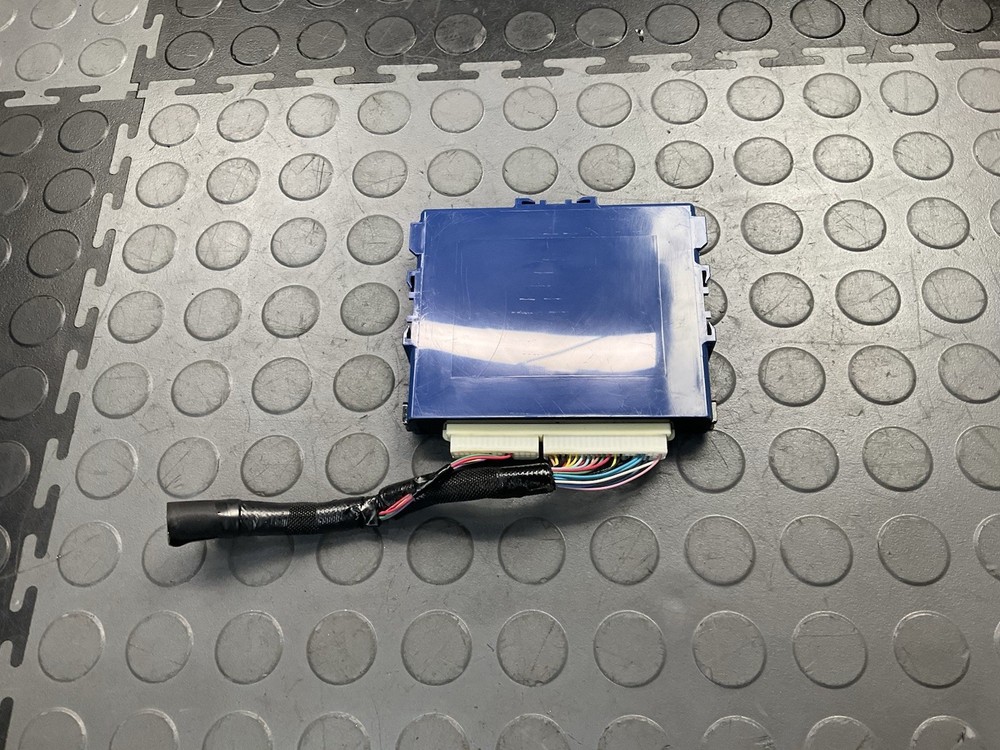 2011-2017 LEXUS CT200 CHASSIS ECM ANTI-THEFT LOCKING CONTROL MODULE OEM