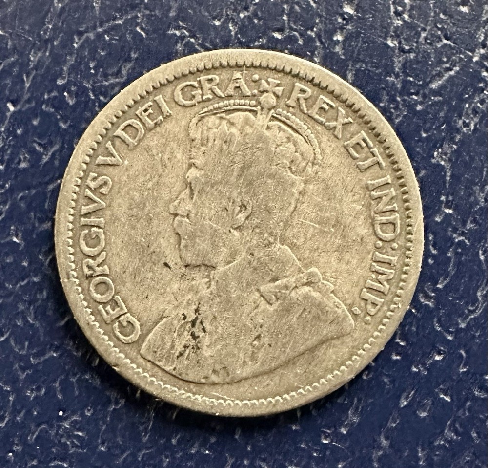 RARE Beautiful 1915 Canada 10 Cent SILVER KM 23