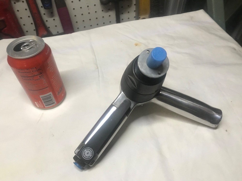 Ingersoll-Rand Pro 7S30L Variable Speed 22CFM Automatic Lubrication 3000 RPM