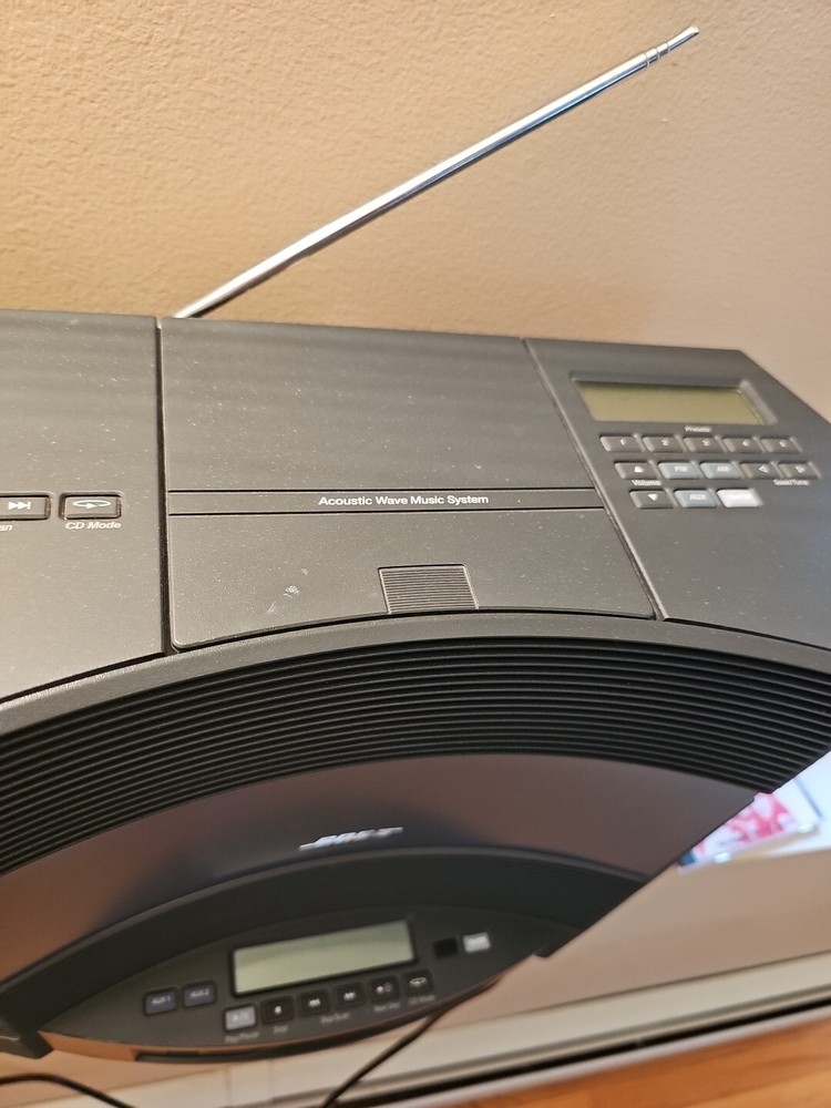 Bose Acoustic Wave Music System II w/5 CD Multi Disc Changer *READ DESCRIPTION*