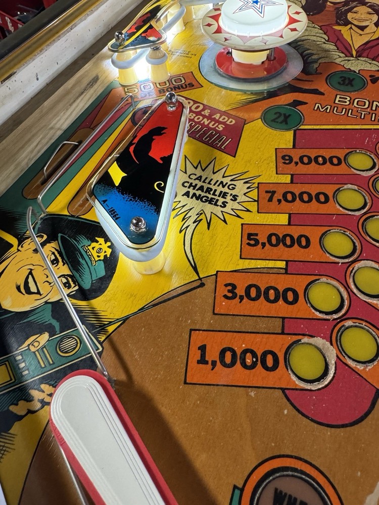 1978 CHARLIES ANGELS PINBALL MACHINE PROFESSIONAL TECHS PLAYS GREAT