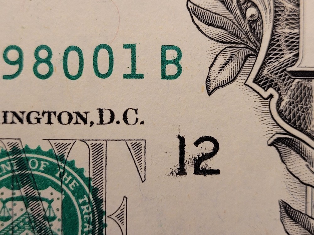 2017 A $1 DOLLAR BILL WITH INSUFFICIENT INKING ERROR Nice CRISP