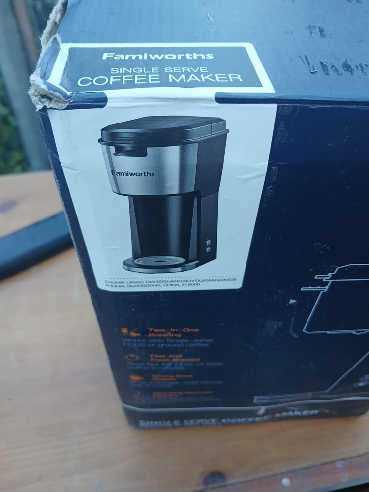 Sboly Single K- Pod  Compatible Coffee Maker. EUC  original packaging