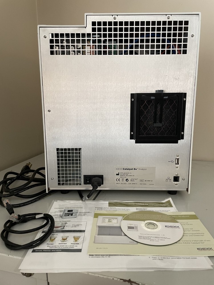 IDEXX Catalyst DX Vet Blood Analyzer 89-37997-02