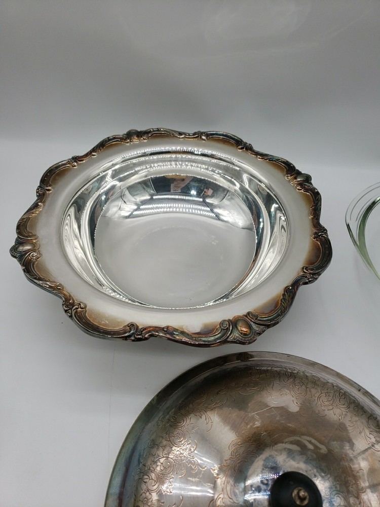 Vintage Wilcox International Silver Co. Covered Serving Dish Footed~ w/ Pyrex