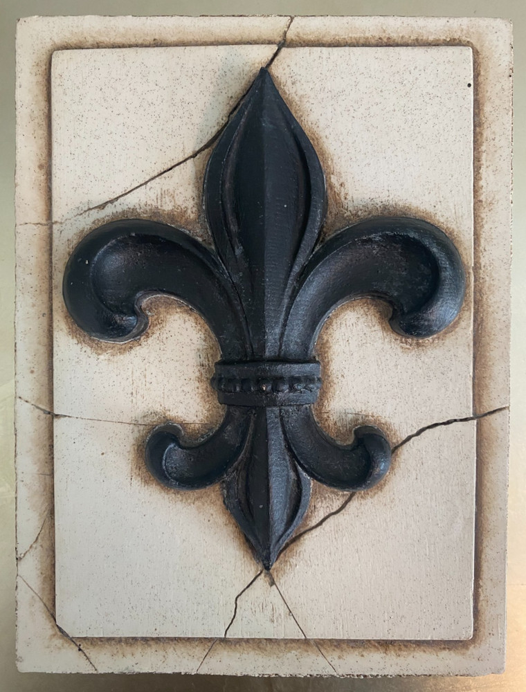 Sid Dickens Memory Block - T-26 "Fleur-De-Lis" - Retired Early Tile w/Oval Stamp