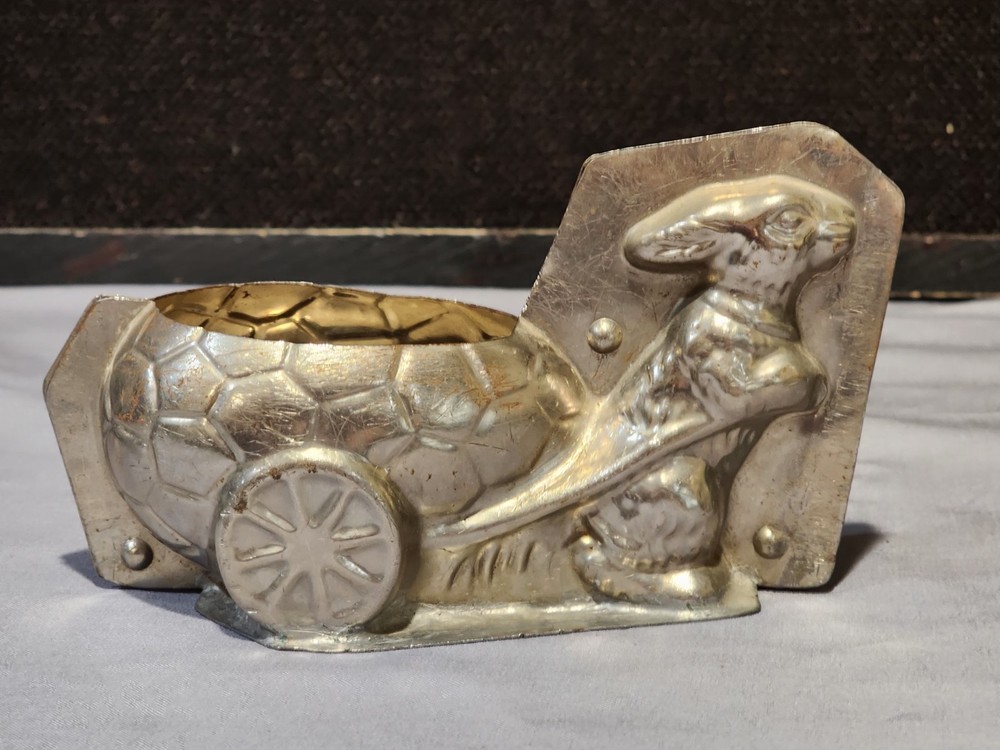 Vintage Tin Chocolate Mold Bunny Pulling Egg Cart 6" READ